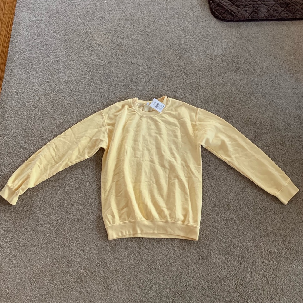 NWT Brandy Melville Yellow Crewneck
